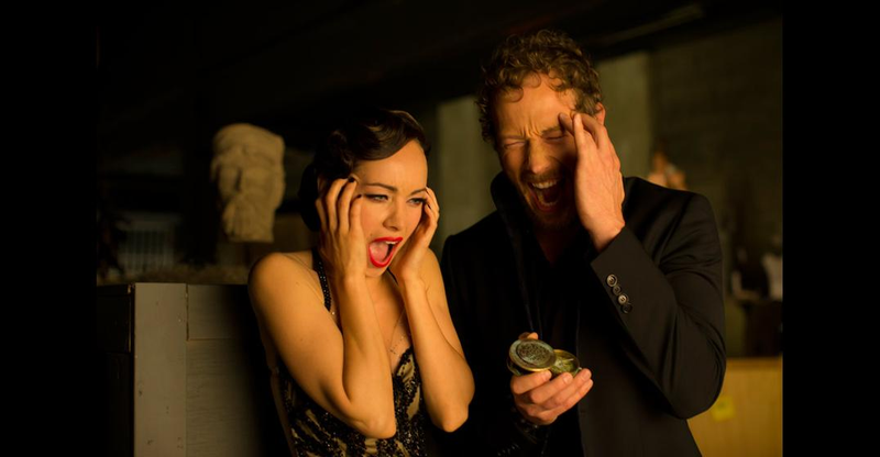 Illustration for article titled Lost Girl's fourth season starts with an "Ohhhhhh my!"